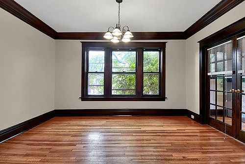 5th image of 4060 Cleveland Ave APT 2W