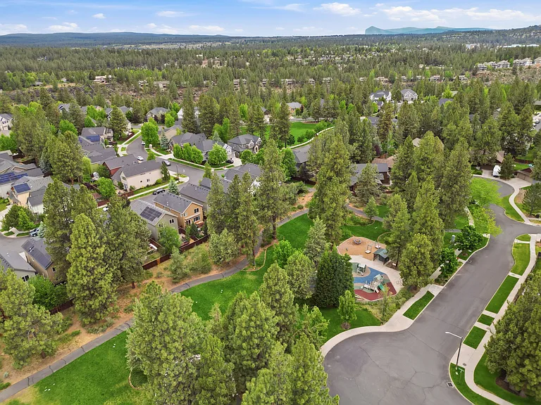 61330 Huckleberry Pl — Photo 60