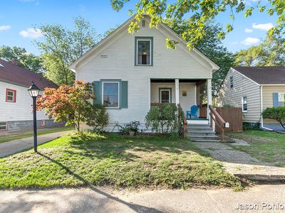 1110 Slayton Ave, Grand Haven, MI, 49417