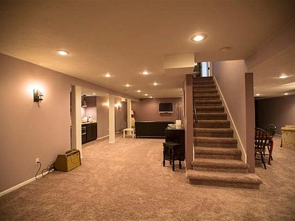 4th image of 10810 Pine Cone Ct