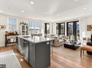 1245 N Pierce St Unit 8, Arlington, VA