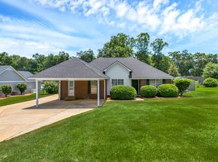 143 Apalachee Dr, Leesburg, GA 31763