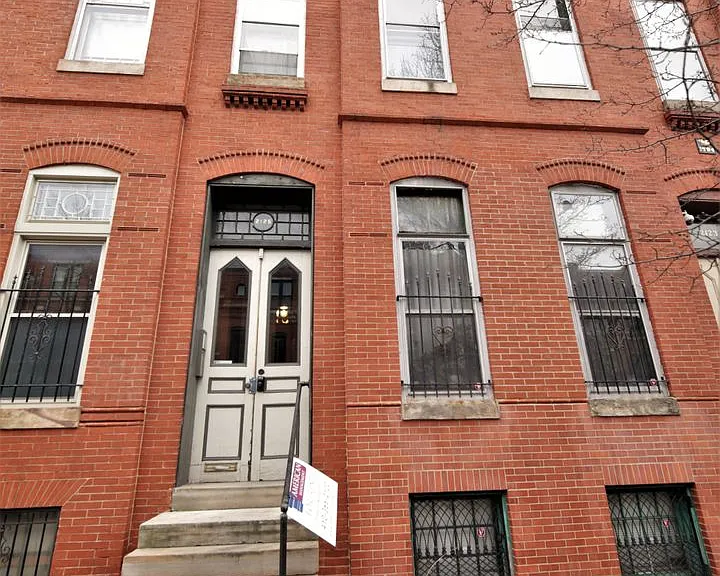 2125 Saint Paul St — Photo 1