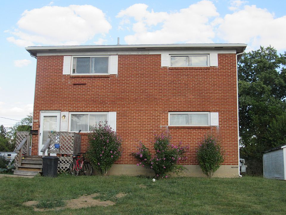2nd image of 2240 Iroquois Ave