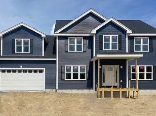1 Valley Rd #1, Lunenburg, MA 01462