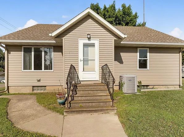 201 1st St, Albany, MN 56307