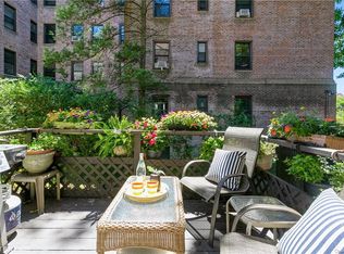 159 Centre Ave APT 4, New Rochelle, NY 10805