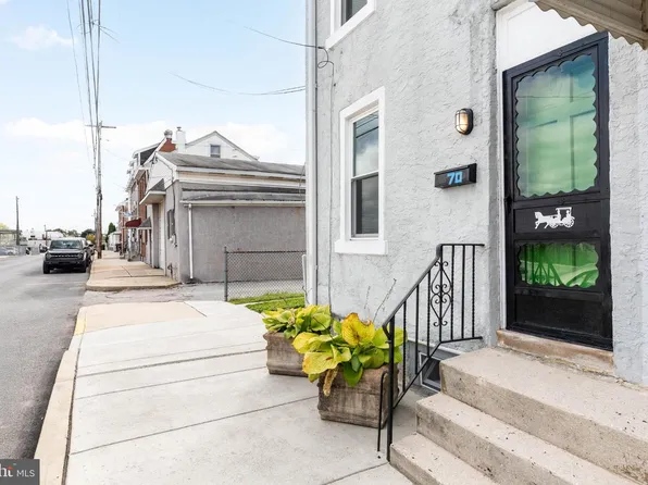 70 W Rambo St, Bridgeport, PA 19405