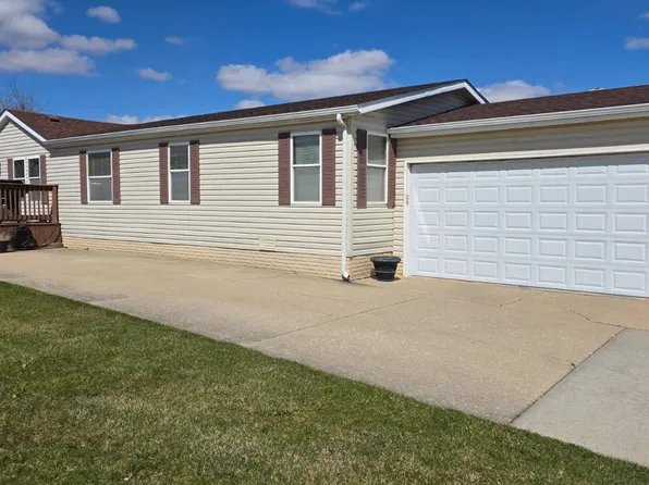3940 Ryans Rdg, Monroe, MI 48161