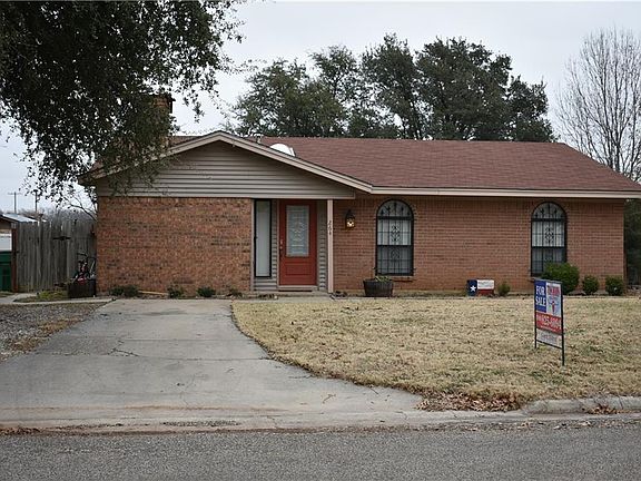 2nd image of 264 Hillcrest Dr