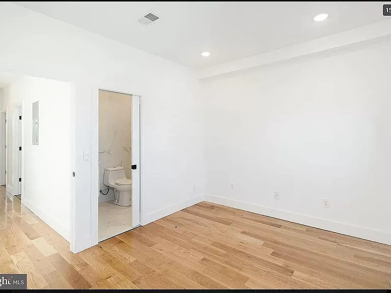 3856 Pennsgrove St — Photo 11