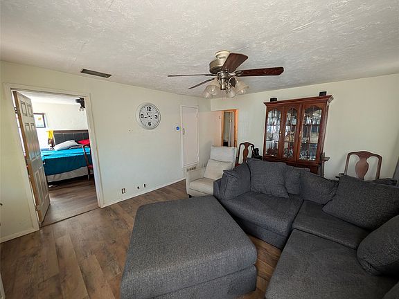 4th image of 308 Short St