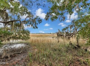 53 Tuscarora Ave, Beaufort, SC 29907