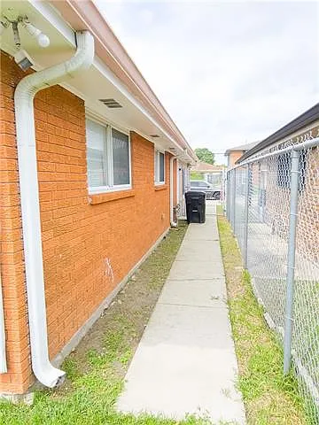 4819 Francis Dr — Photo 30