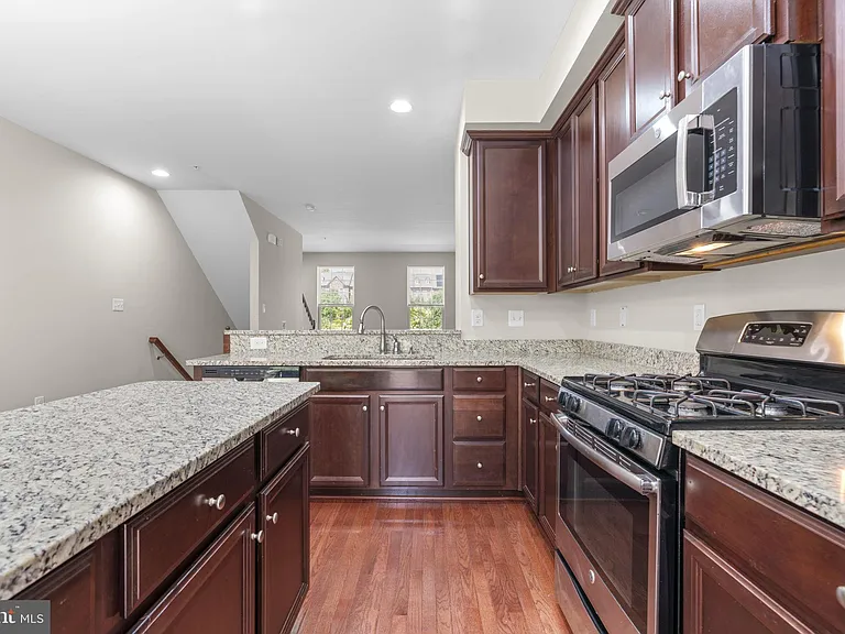 7315 Old Calvary Rd — Photo 14