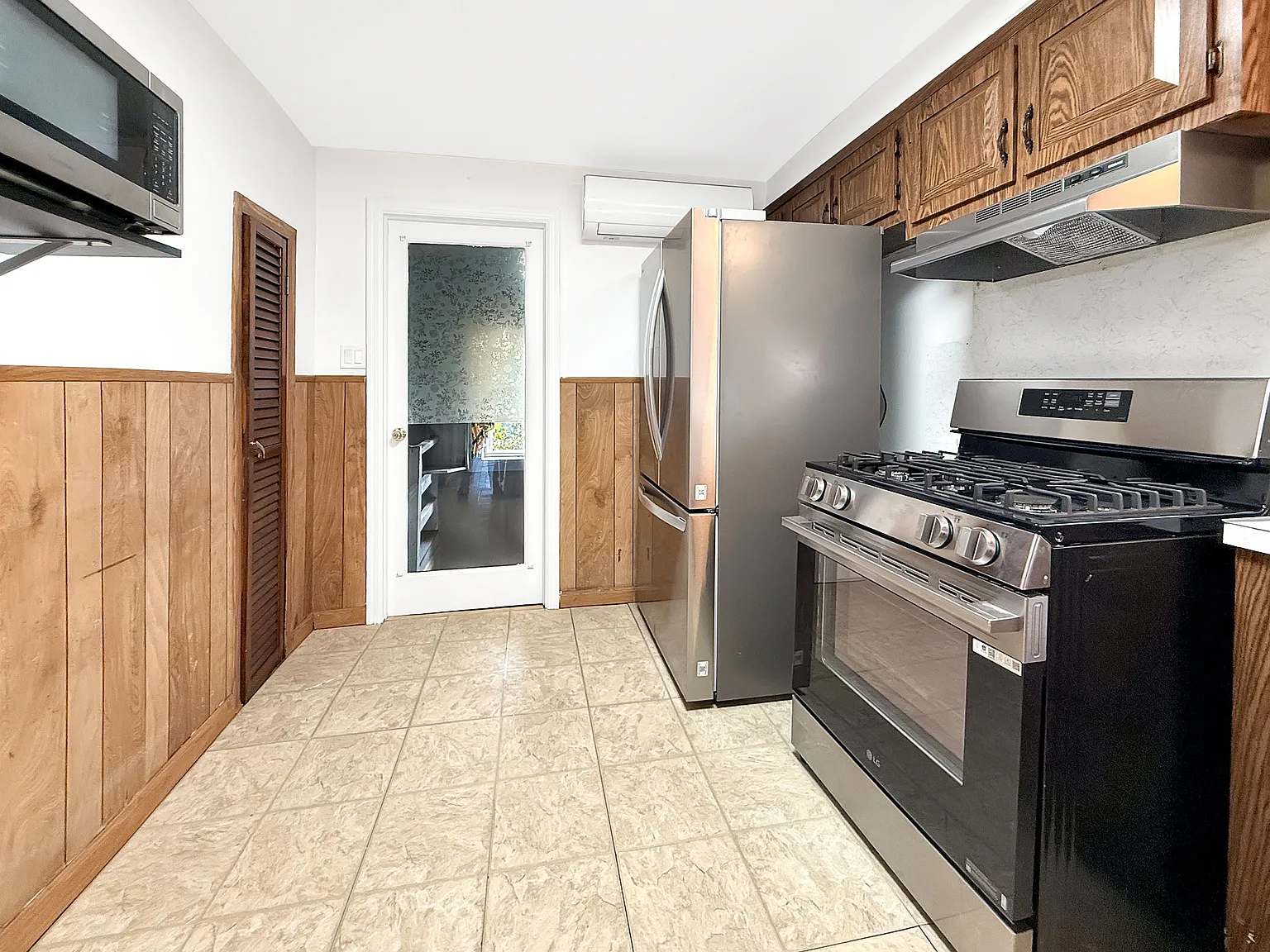 Waring Pl, Yonkers — Photo 4