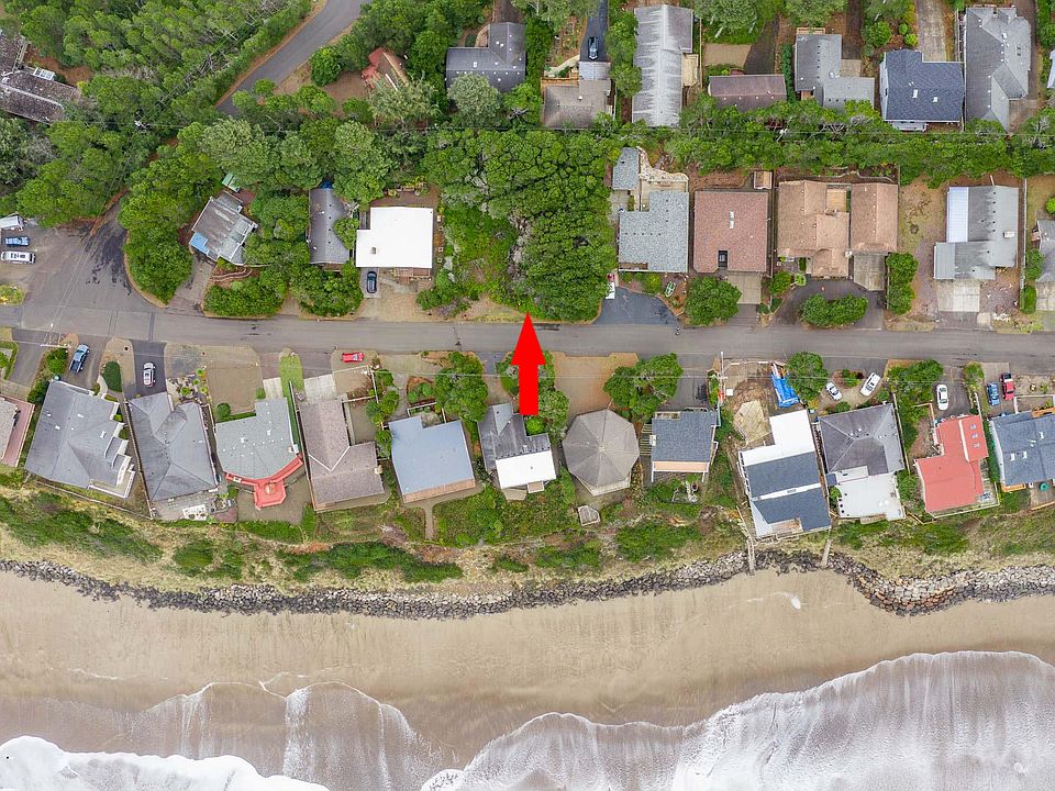 1st image of 320 El Mar Ave