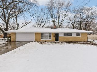 1827 N Chestnut Ave, Arlington Heights, IL 60004