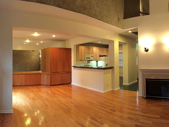 4th image of 24 Clements Ct #C0076-76
