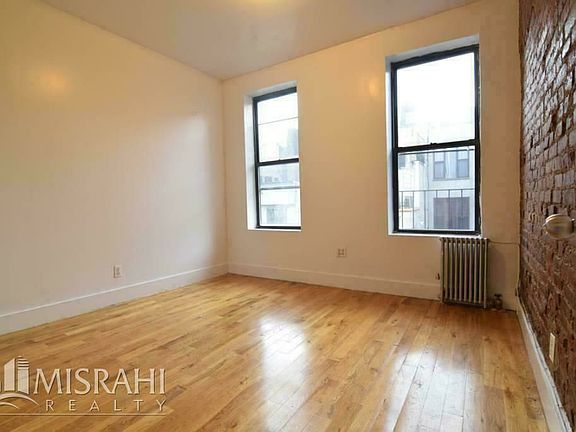 5th image of 122 Orchard St APT 20