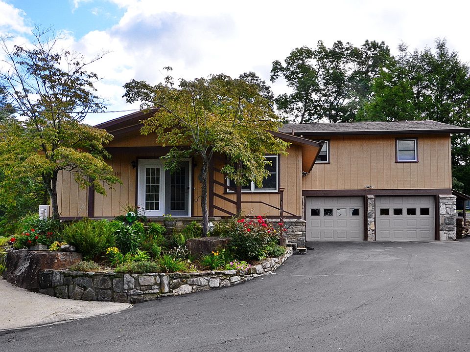 1st image of 114 Hilltop Dr