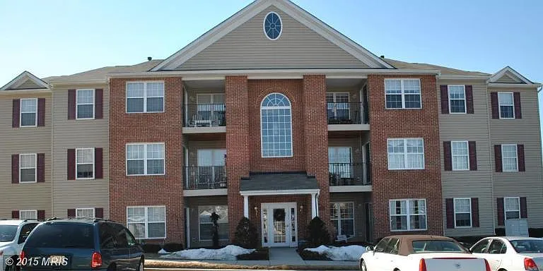 3860 Normandy Dr APT 2C photo 1