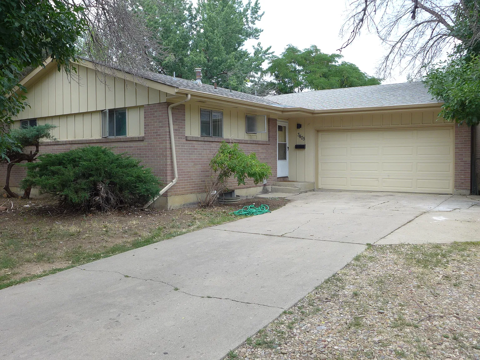 5 bed, 2408 sqft, $6,250 — Photo 1