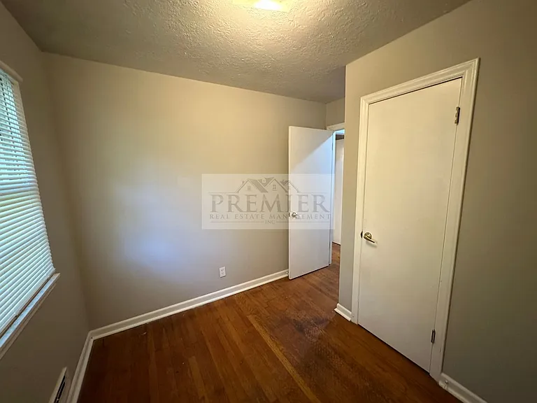 5312 Hunter St — Photo 9