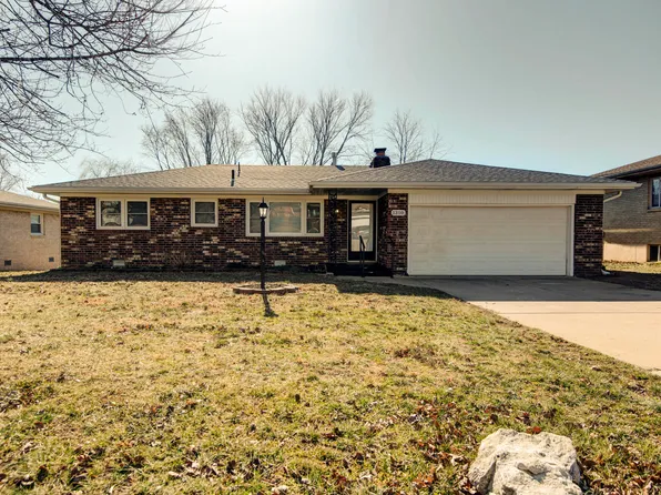 1310 E Bonaire Court, Springfield, MO 65803