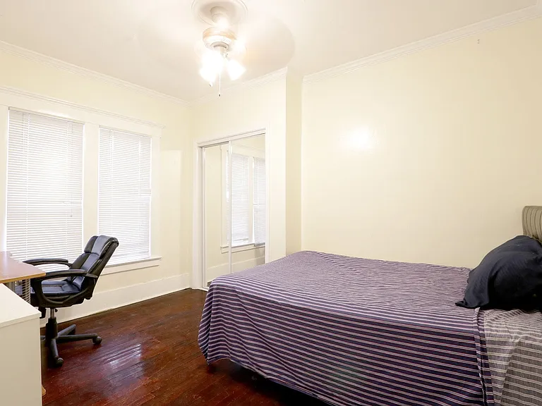 2319 E Genesee St #22 — Photo 5