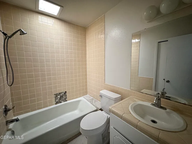 336 Villa Canto St — Photo 15