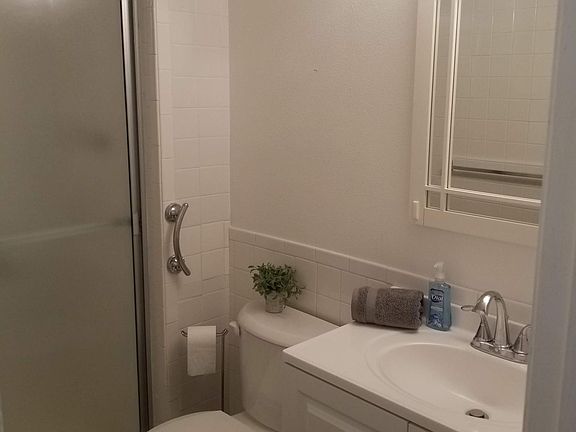 Master bath with shower