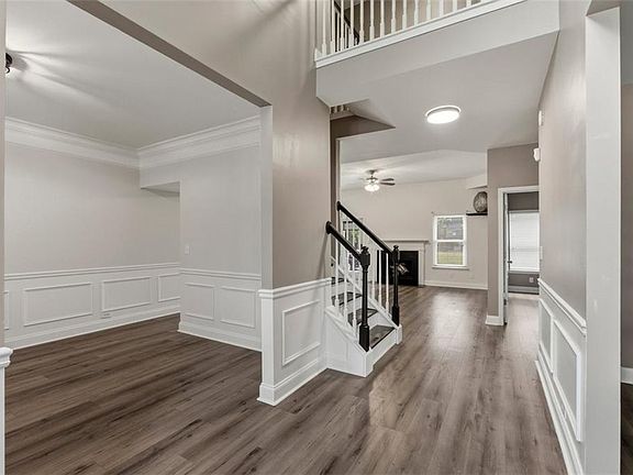2nd image of 4132 Eldon Dr