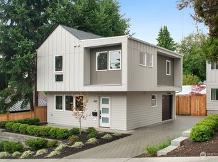 3405 NE 77th St, Seattle, WA 98115