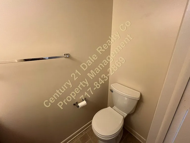 45 Williamstown Cir — Photo 9