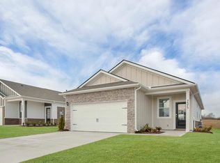 7373 Lang Ave, White House, TN 37188