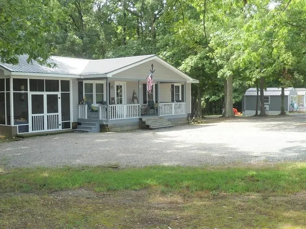 778 Epps Fork Rd, Clarksville, VA 23927