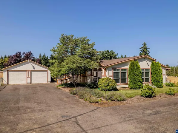 37121 Rock Hill Dr, Lebanon, OR 97355