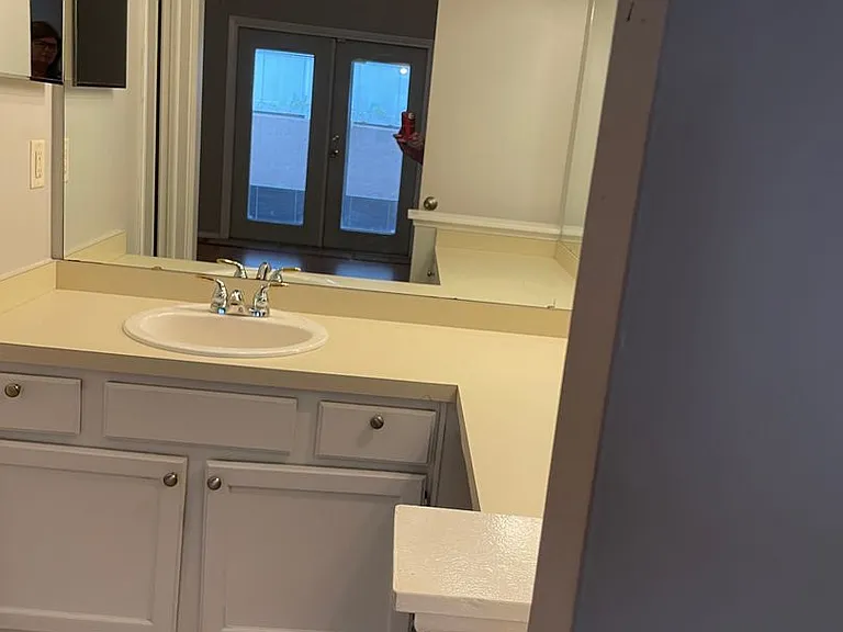 3000 Weymouth Ct — Photo 7