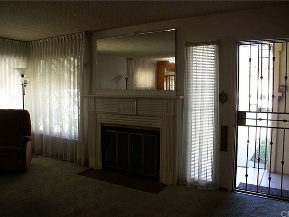 3rd image of 612 W 36th St