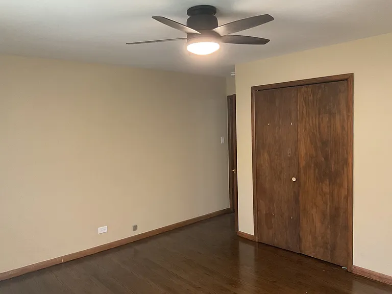 14341 University Ave #5 — Photo 5