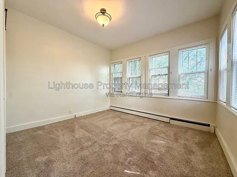 49 Prospect Ave NE #4 — Photo 19