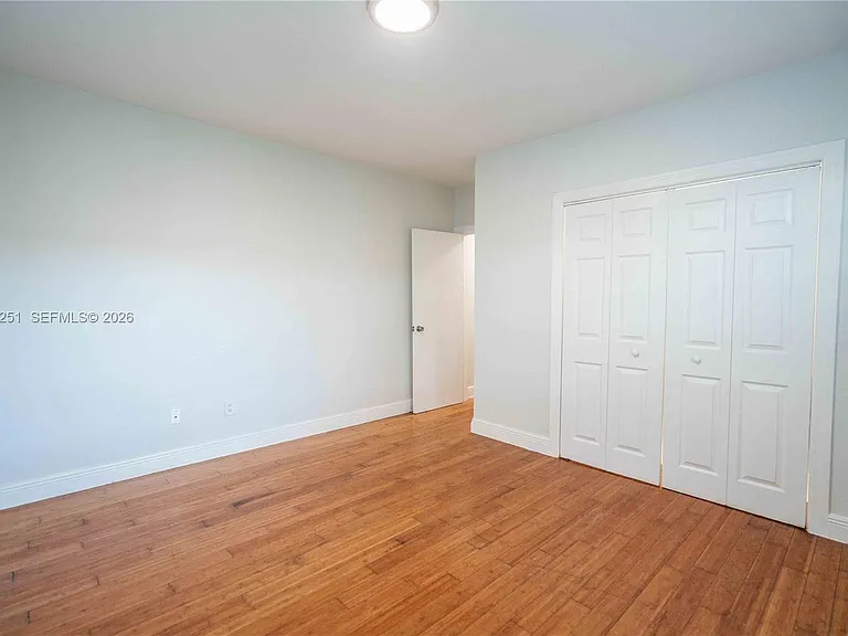 7325 Carlyle Ave #8 — Photo 9