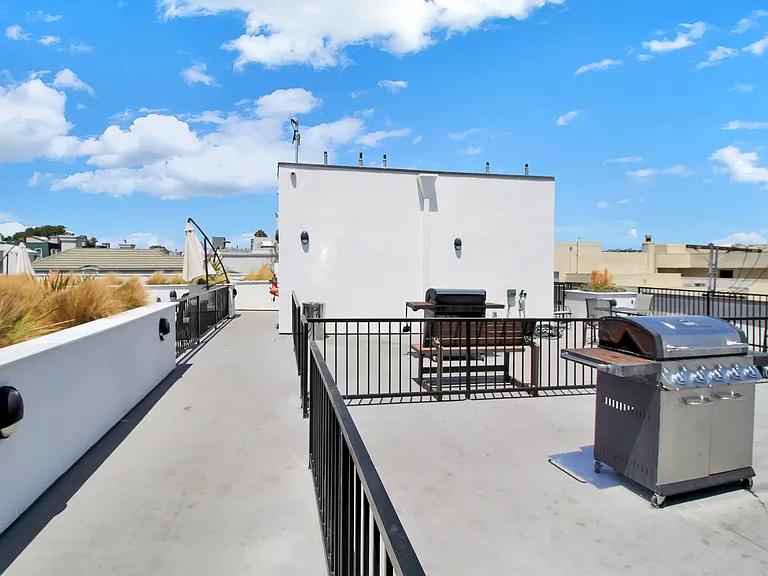 The Vivant Apartments — Photo 30