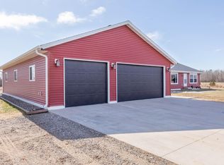 17714 107th St NE, Oak Park, MN 56357