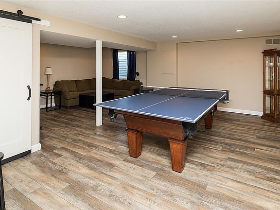 4th image of 10508 Stonebridge Dr