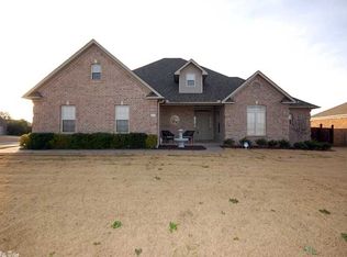 1765 Gardenia, Conway, AR 72034