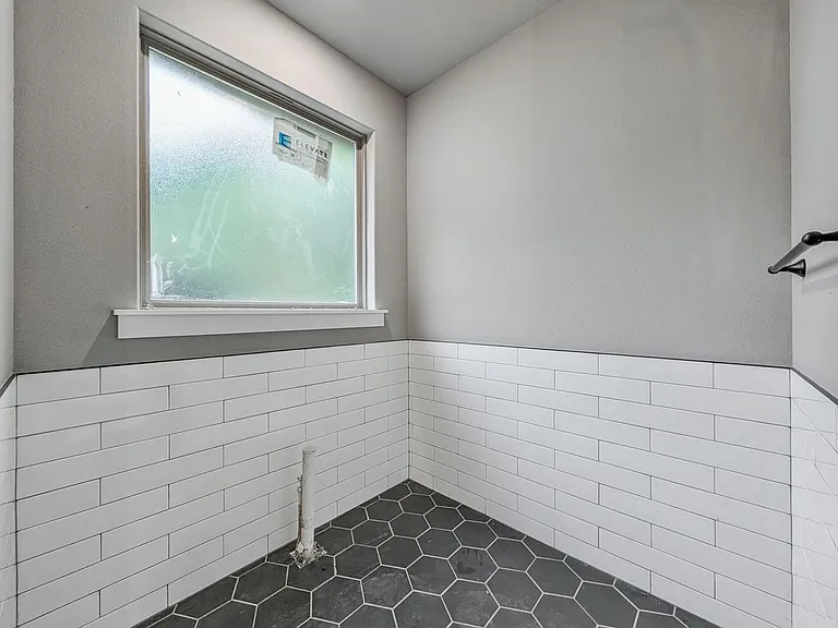 10 Olmsted Cir — Photo 15