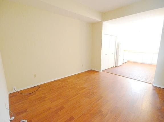 2nd image of 1953 Lynch St #B
