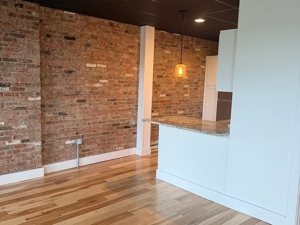 14 S Main St #1
